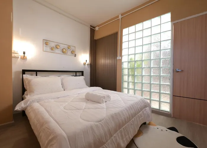La Or Heritage Mrt Hua Lamphong Apartment *