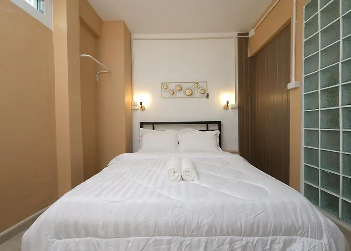 La Or Heritage Mrt Hua Lamphong Apartment Bangkok